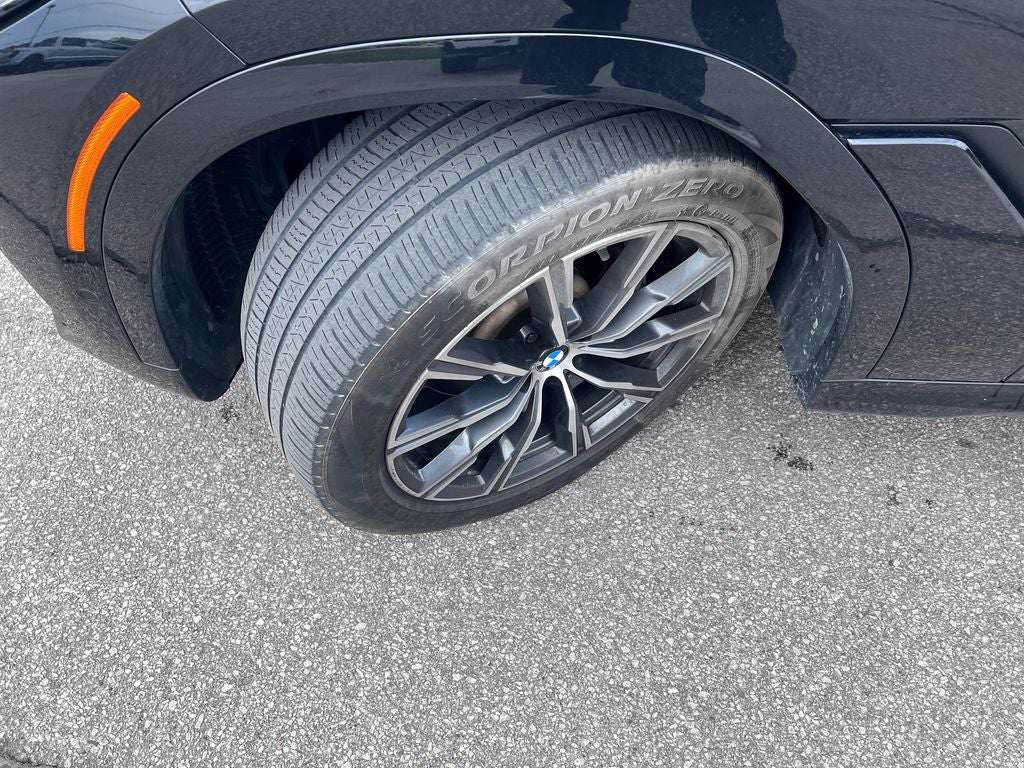 2022 BMW X6 xDrive40i