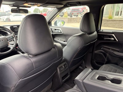 2024 Mitsubishi Outlander SE Black Edition