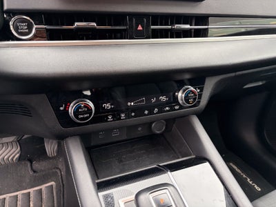 2024 Mitsubishi Outlander SE Black Edition
