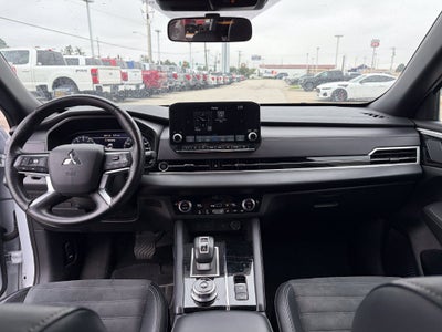 2024 Mitsubishi Outlander SE Black Edition