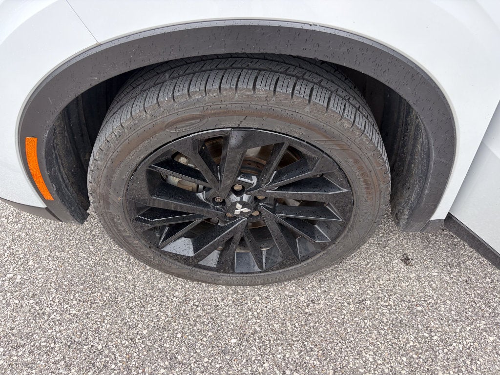 2024 Mitsubishi Outlander SE Black Edition
