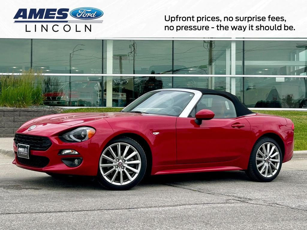 2017 FIAT 124 Spider 1.4 Lusso's photo