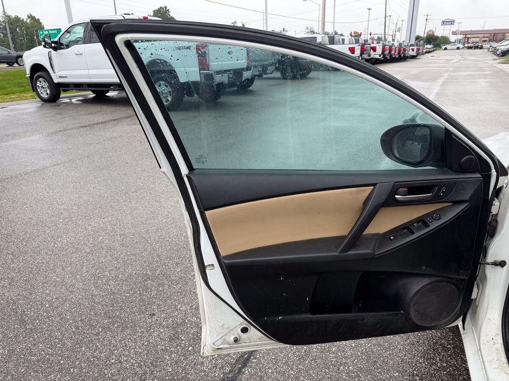 2013 Mazda Mazda3 i Touring