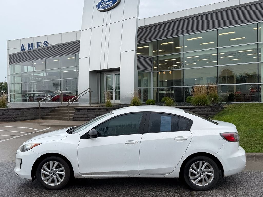 2013 Mazda Mazda3 i Touring
