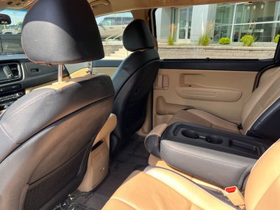 2017 Kia Sedona LX