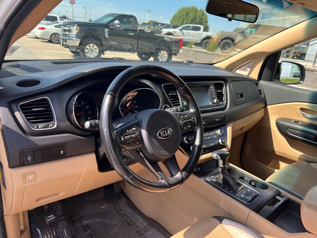 2017 Kia Sedona LX