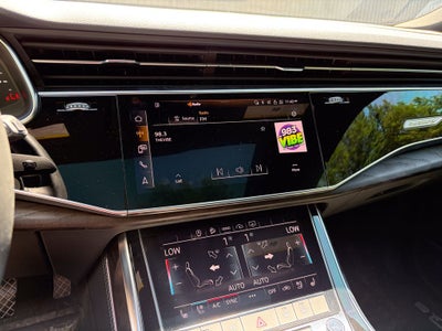 2022 Audi Q8 55 Premium Plus quattro