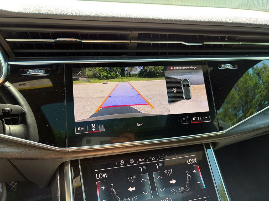 2022 Audi Q8 55 Premium Plus quattro