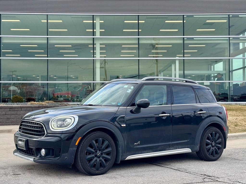 2017 MINI Cooper Countryman ALL4 Base