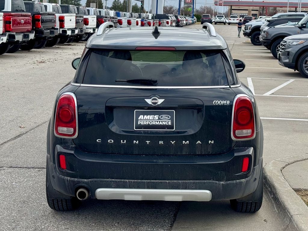 2017 MINI Cooper Countryman ALL4 Base