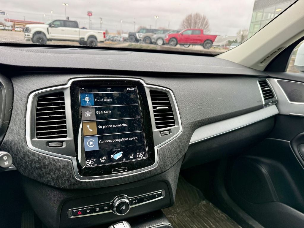 2021 Volvo XC90 T5 Momentum