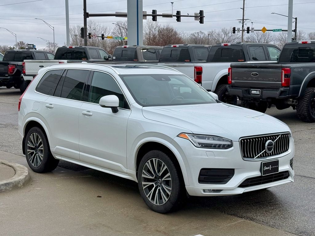 2021 Volvo XC90 T5 Momentum
