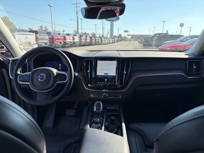 2024 Volvo XC60 B5 Ultimate Dark Theme