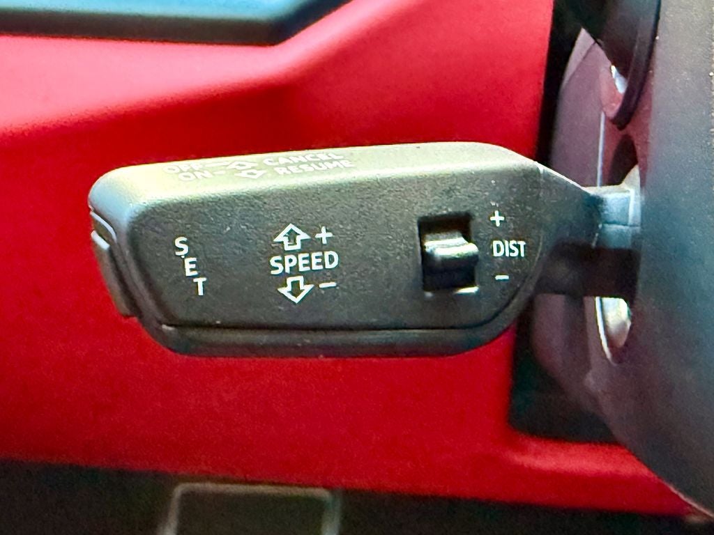 2021 Lamborghini Urus Base