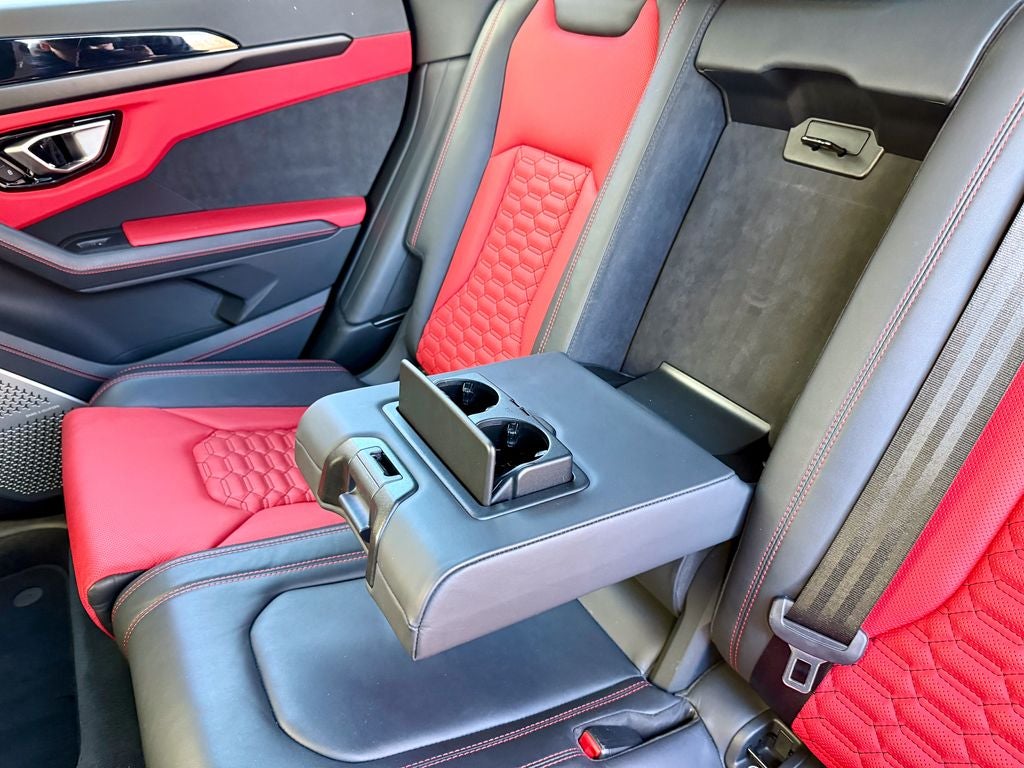 2021 Lamborghini Urus Base