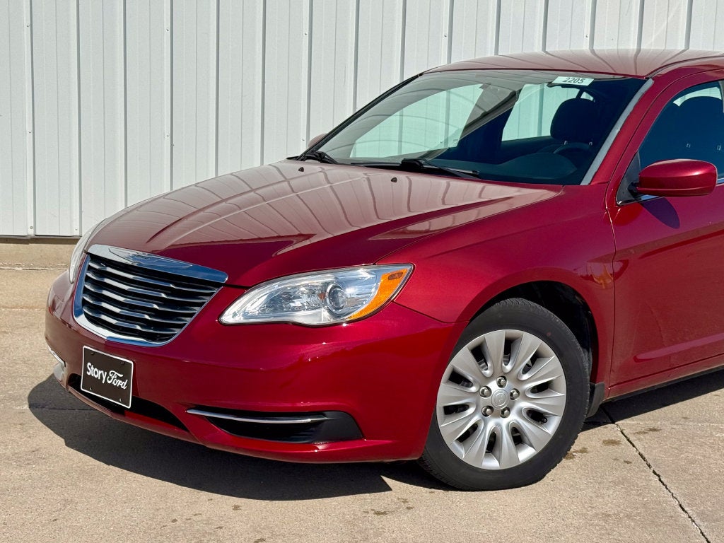 2012 Chrysler 200 LX