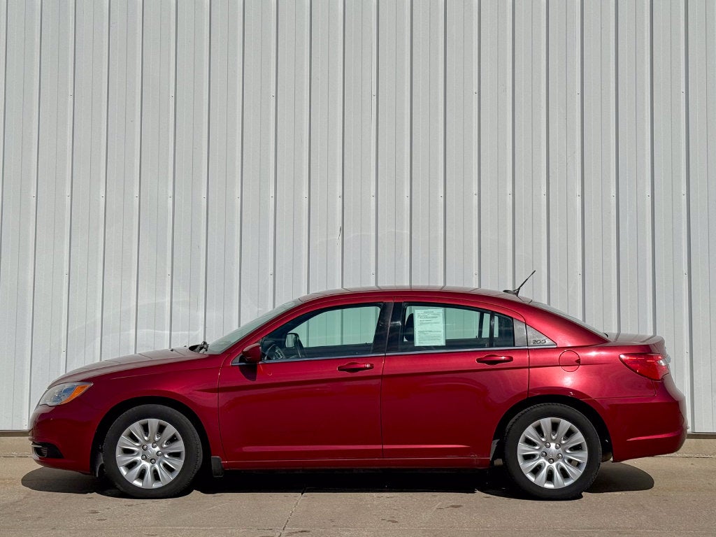 2012 Chrysler 200 LX