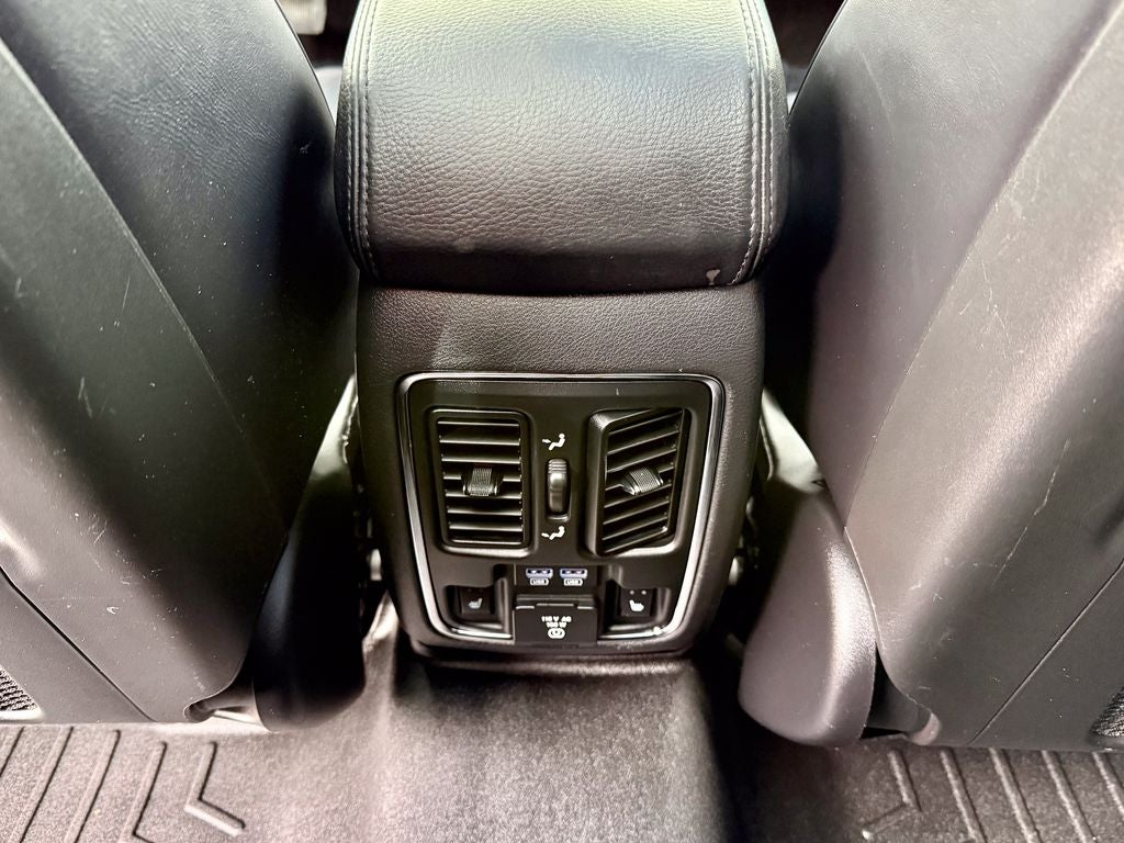 2017 Jeep Grand Cherokee Summit