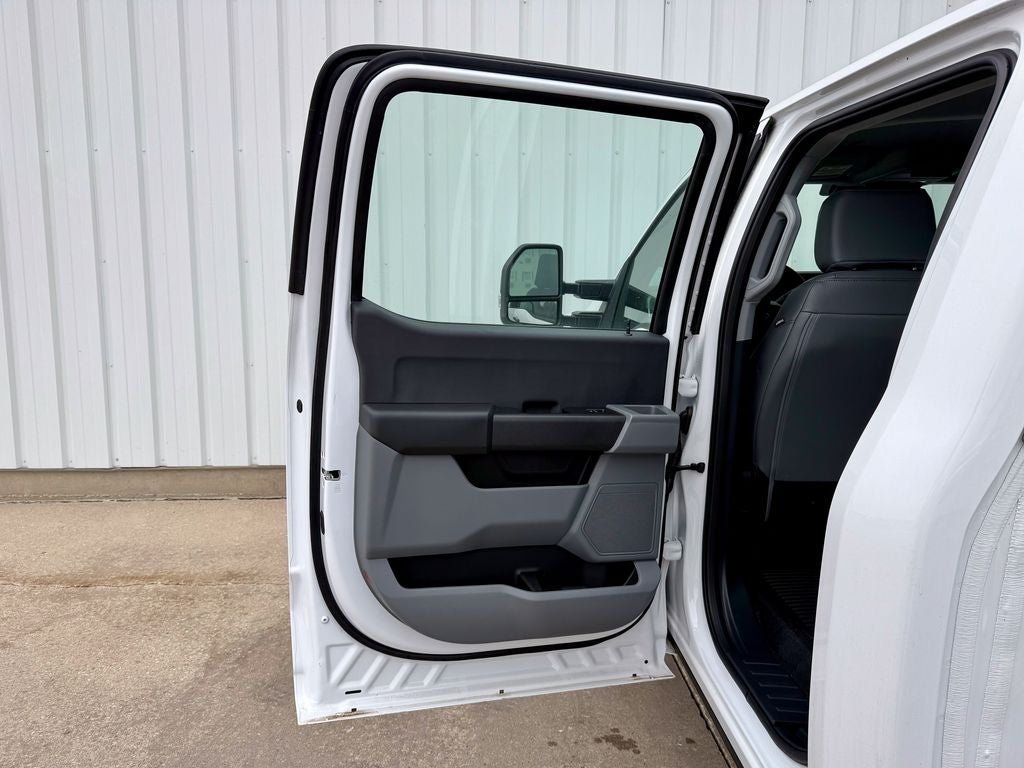 2025 Ford F-350SD XL DRW