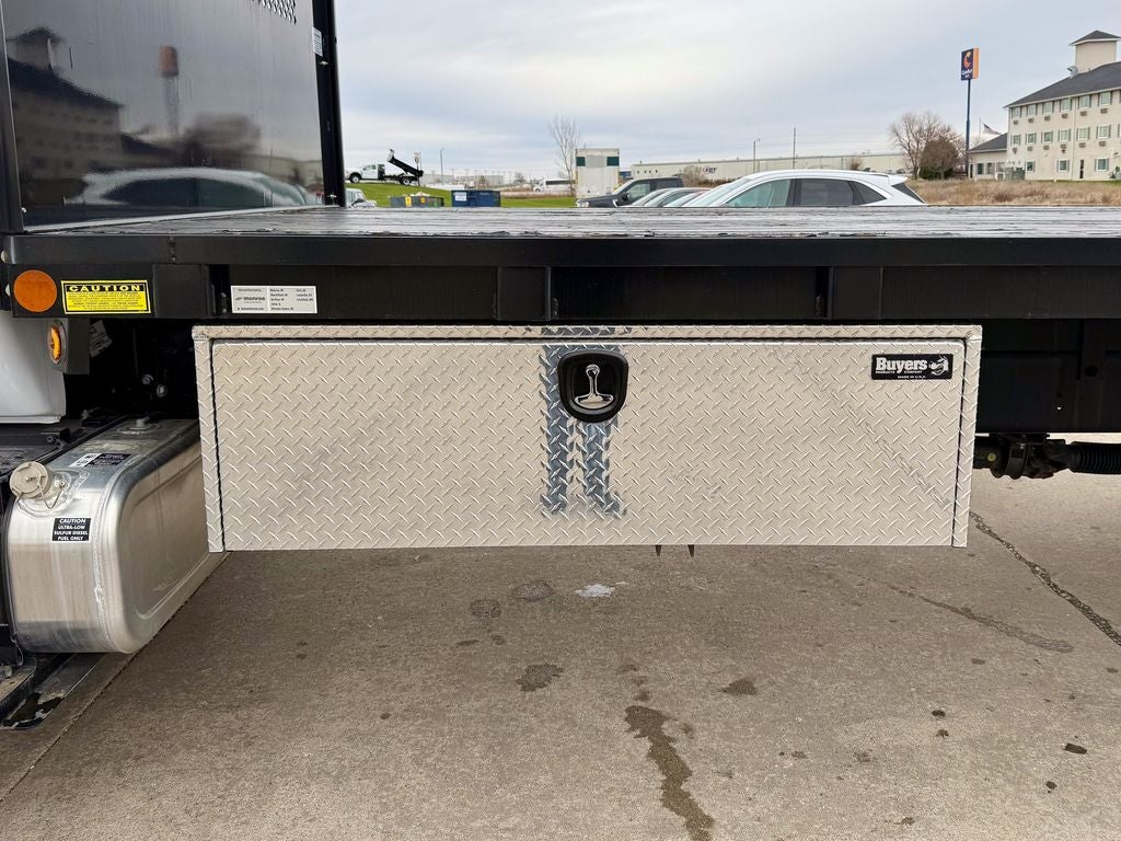 2025 Ford F-650SD Base