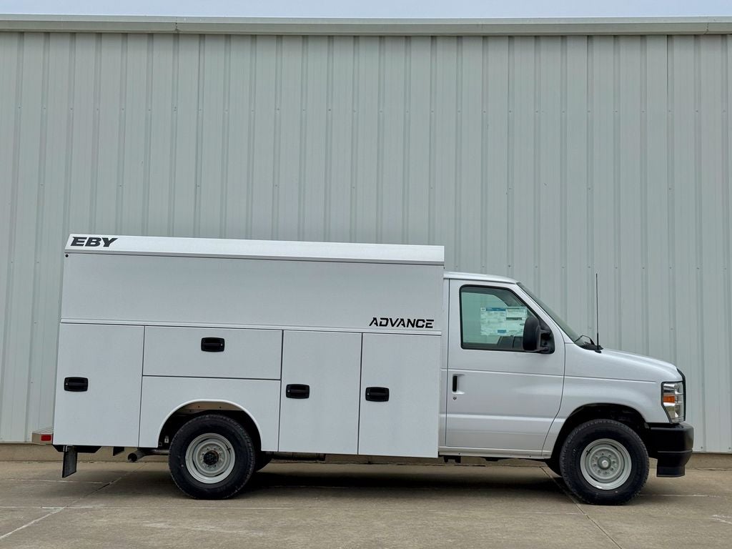 2026 Ford E-350SD Base Cutaway