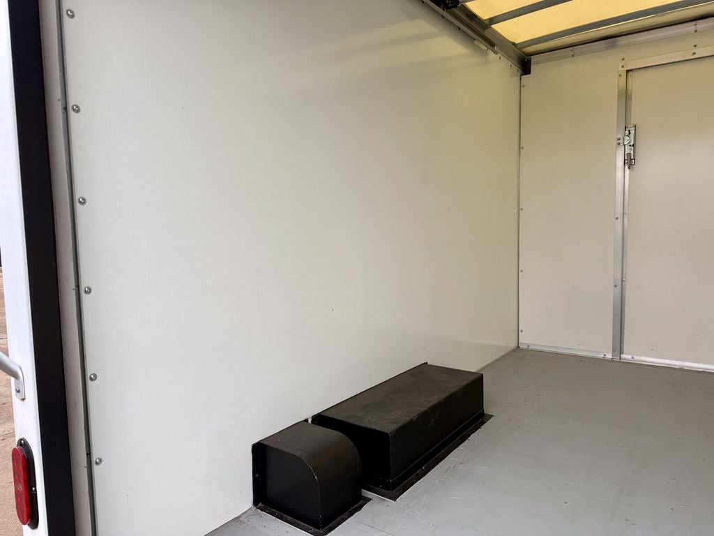 2025 Ford E-350SD Base Cutaway