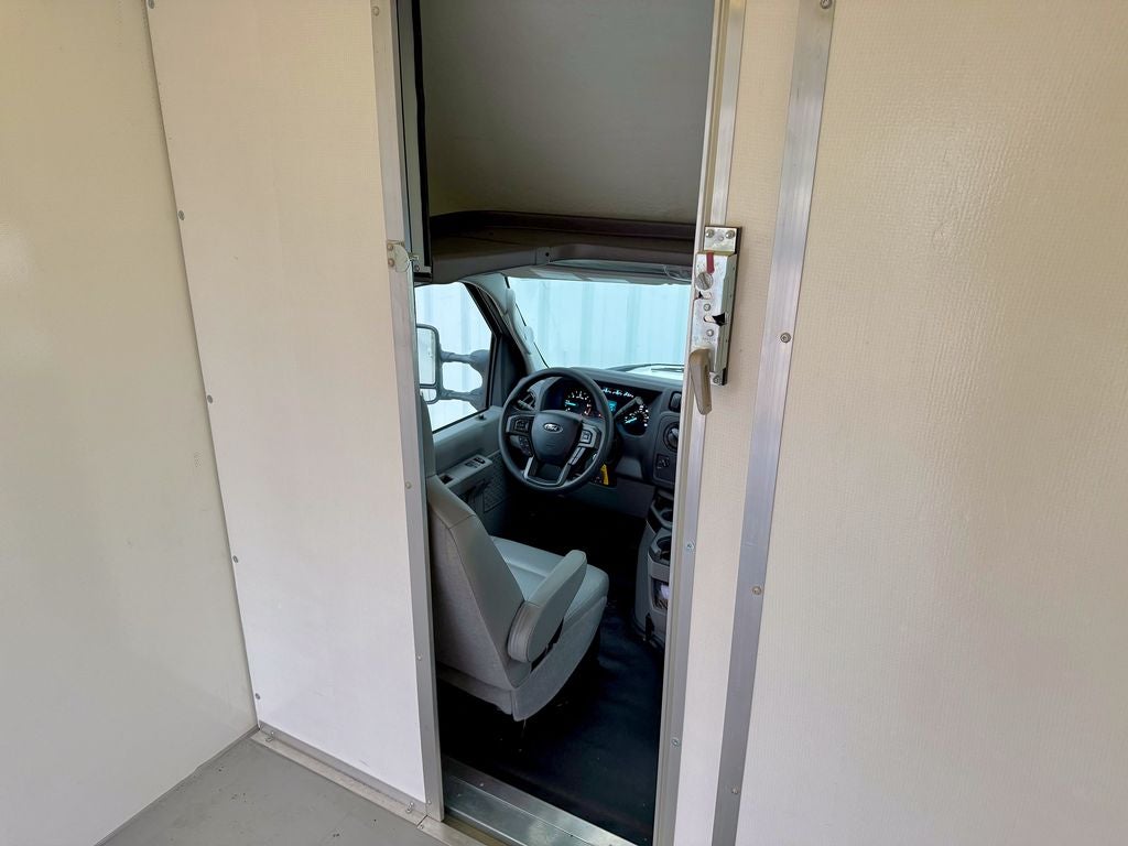 2025 Ford E-350SD Base Cutaway