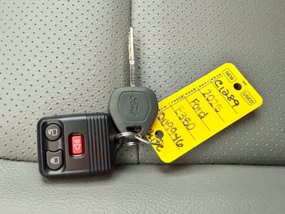 2025 Ford E-350SD Base Cutaway