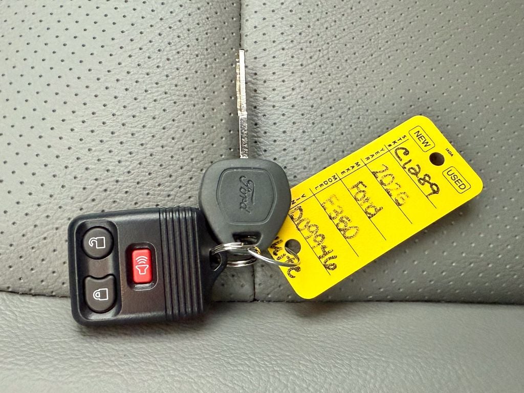 2025 Ford E-350SD Base Cutaway