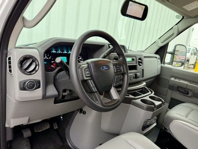 2025 Ford E-350SD Base Cutaway
