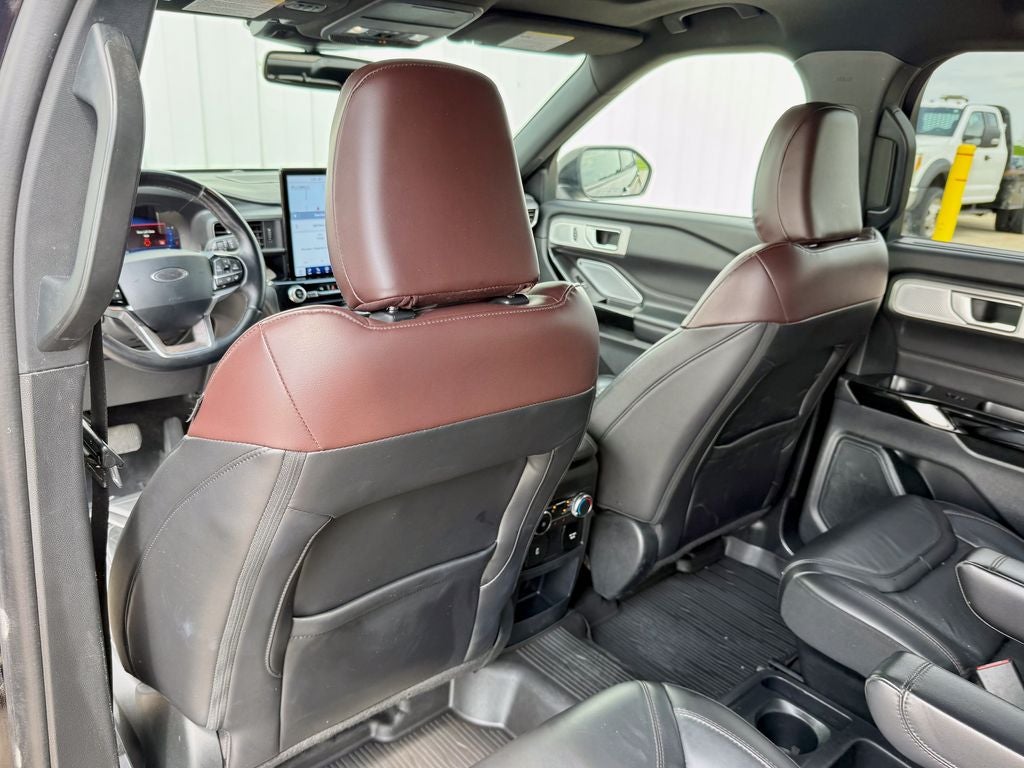 2021 Ford Explorer Platinum