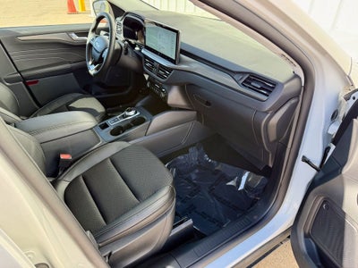 2025 Ford Escape Plug-In Hybrid Base