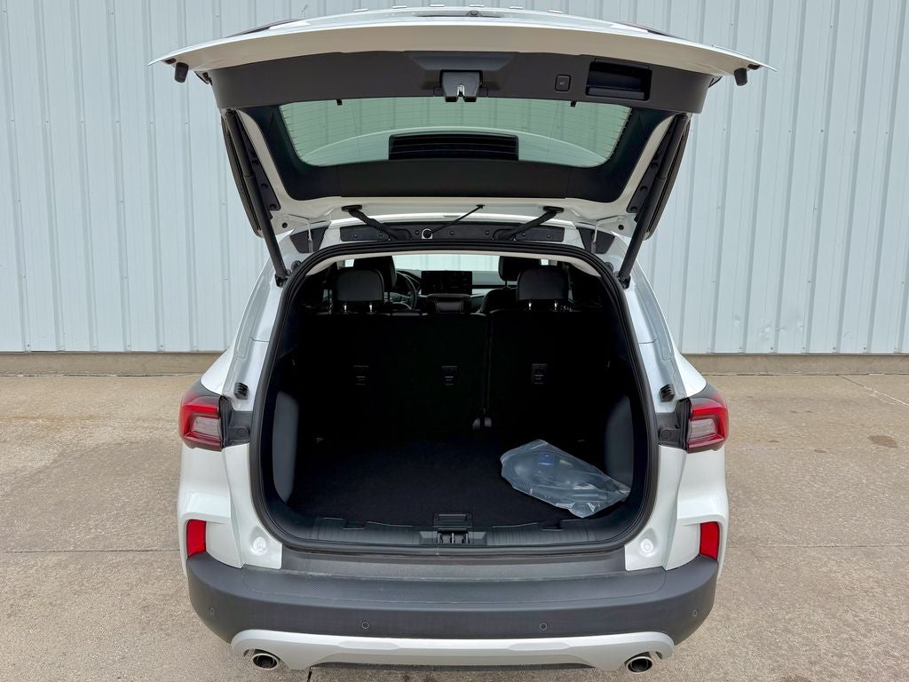 2025 Ford Escape Plug-In Hybrid Base