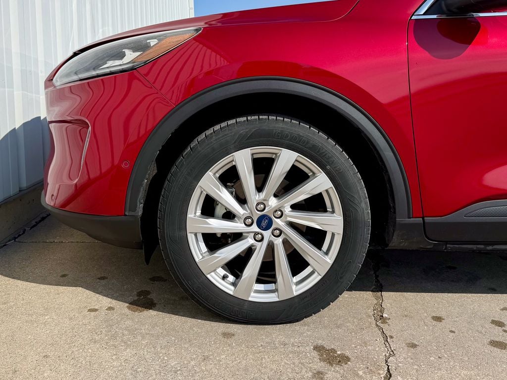 2021 Ford Escape Titanium Hybrid