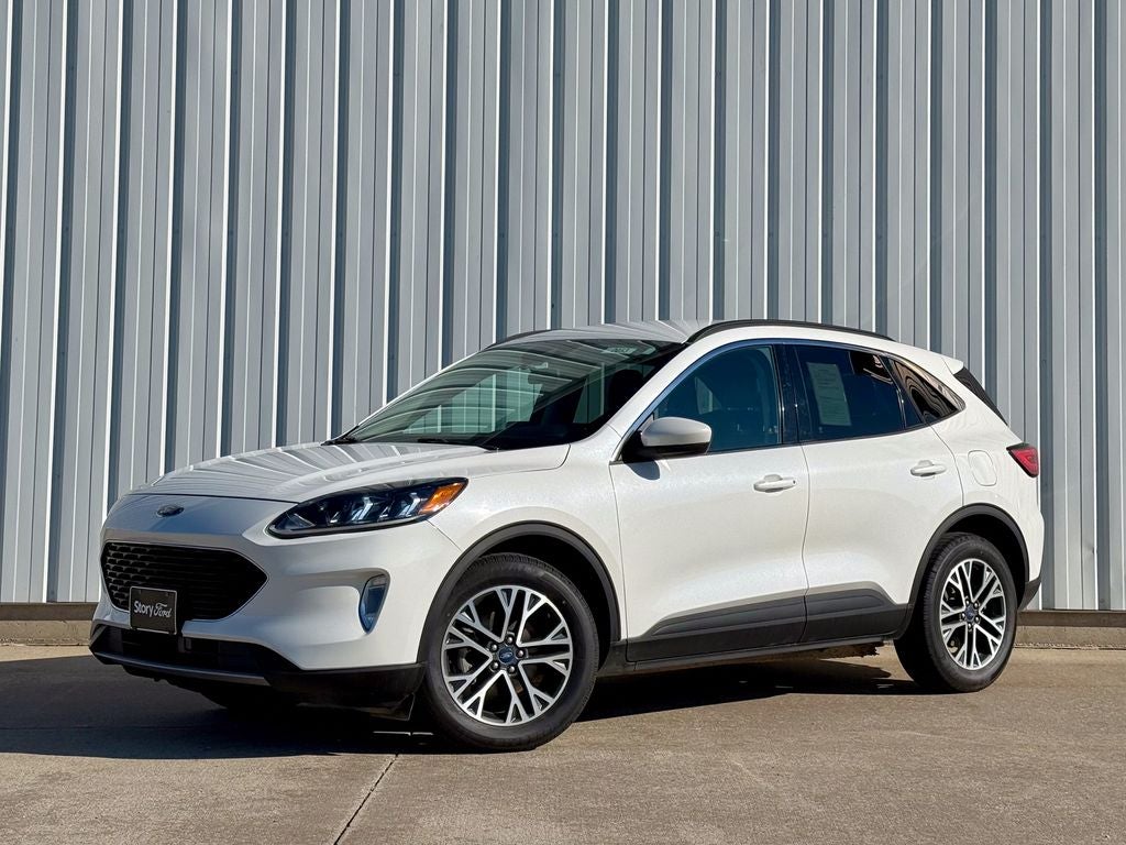 2020 Ford Escape SEL