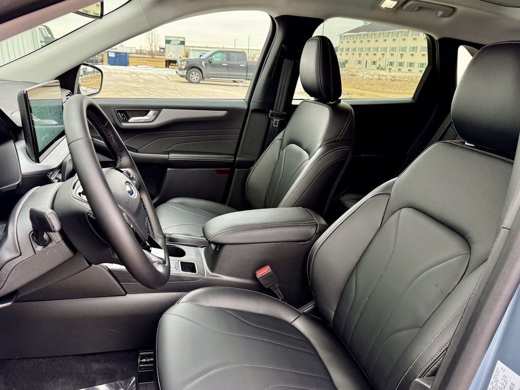 2026 Ford Escape Platinum