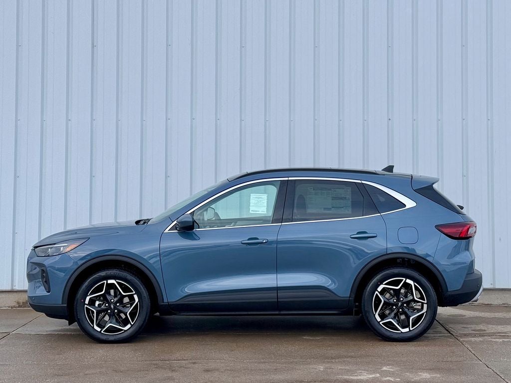 2026 Ford Escape Platinum