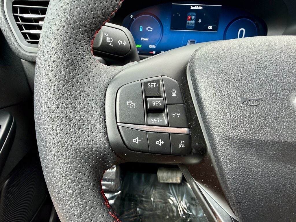 2025 Ford Escape Hybrid ST-Line Elite