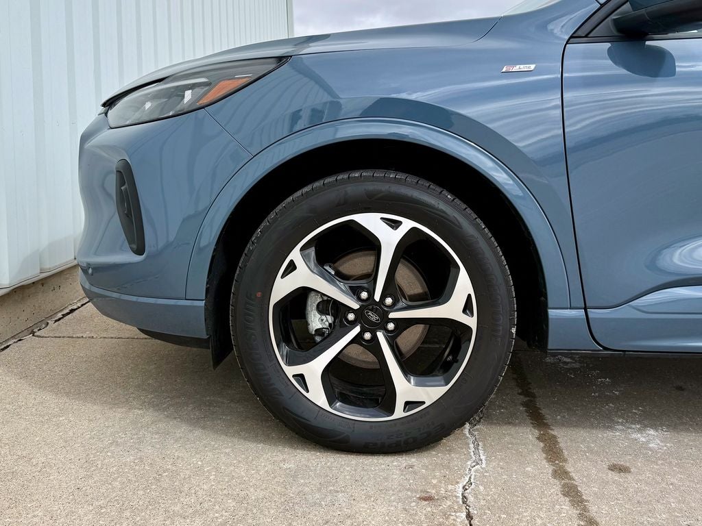 2025 Ford Escape Hybrid ST-Line Elite