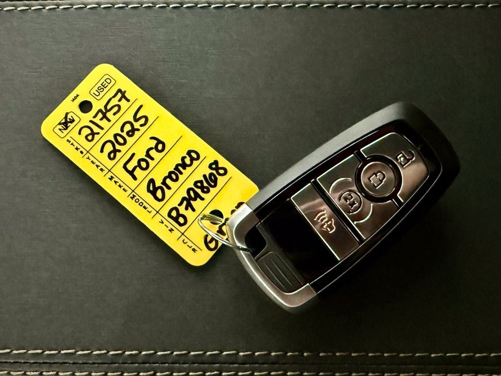 2025 Ford Bronco Badlands