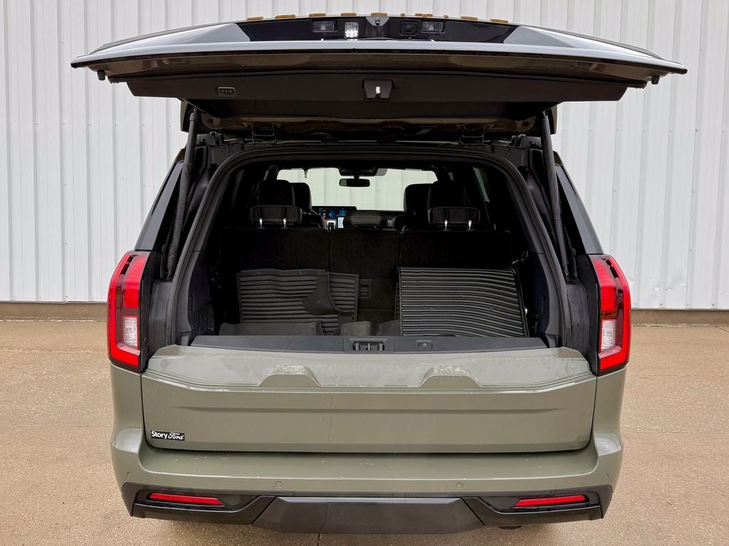 2025 Ford Expedition Tremor