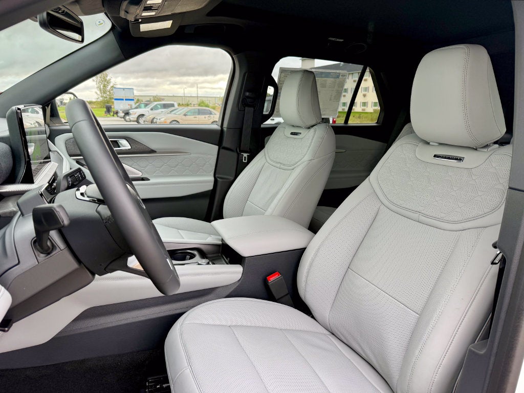 2027 Ford Explorer Platinum