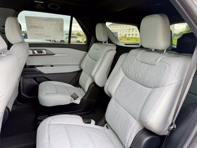 2027 Ford Explorer Platinum