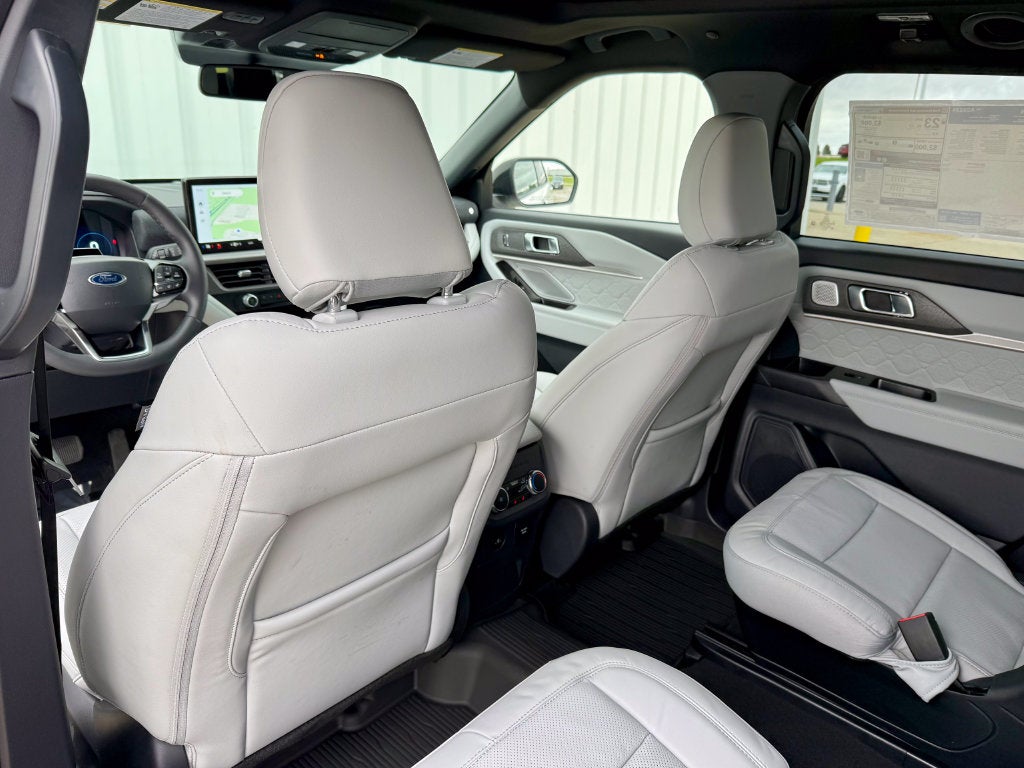 2027 Ford Explorer Platinum