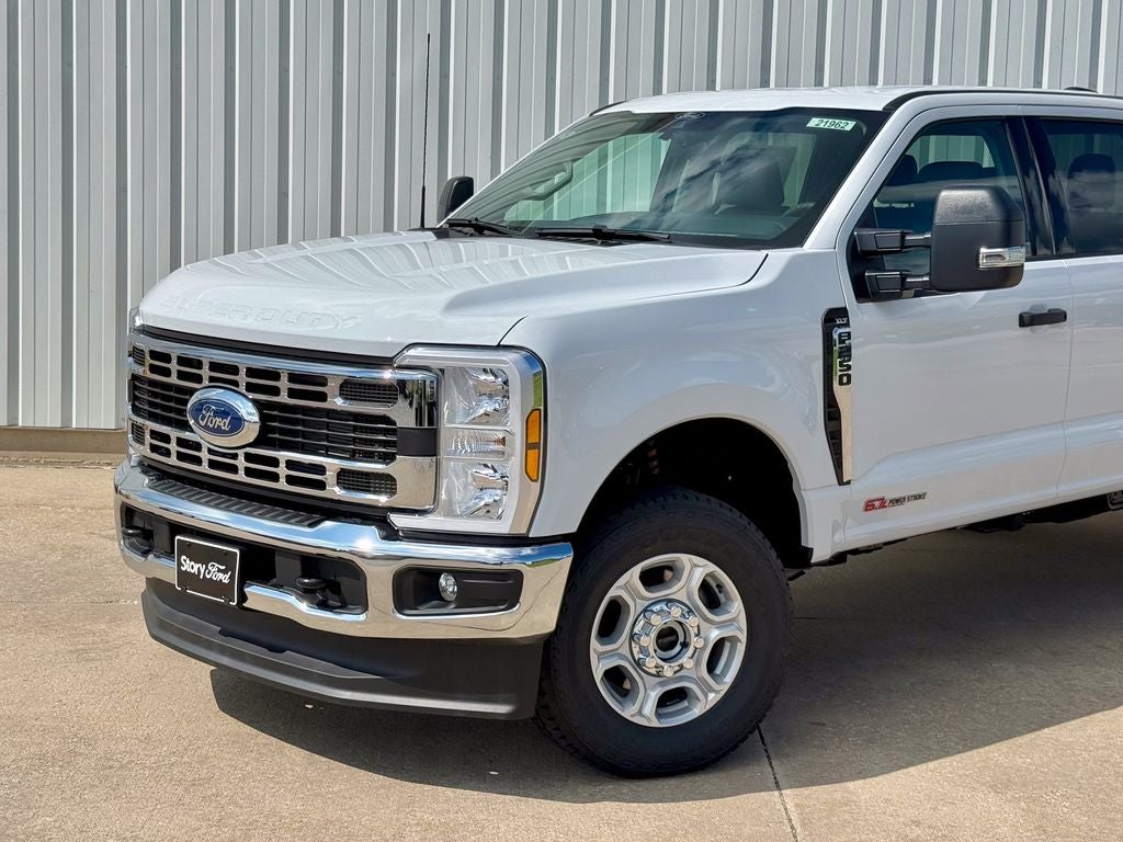 2026 Ford F-250SD XLT