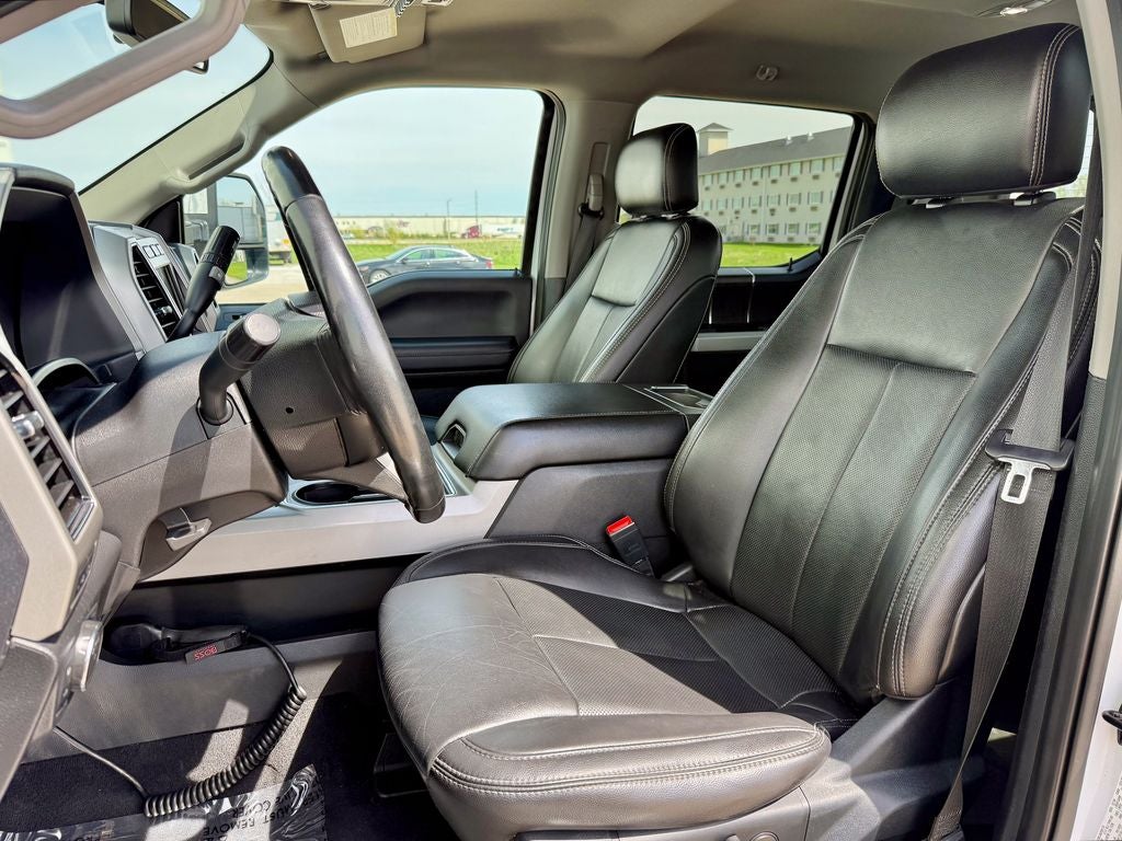 2021 Ford F-350SD Lariat