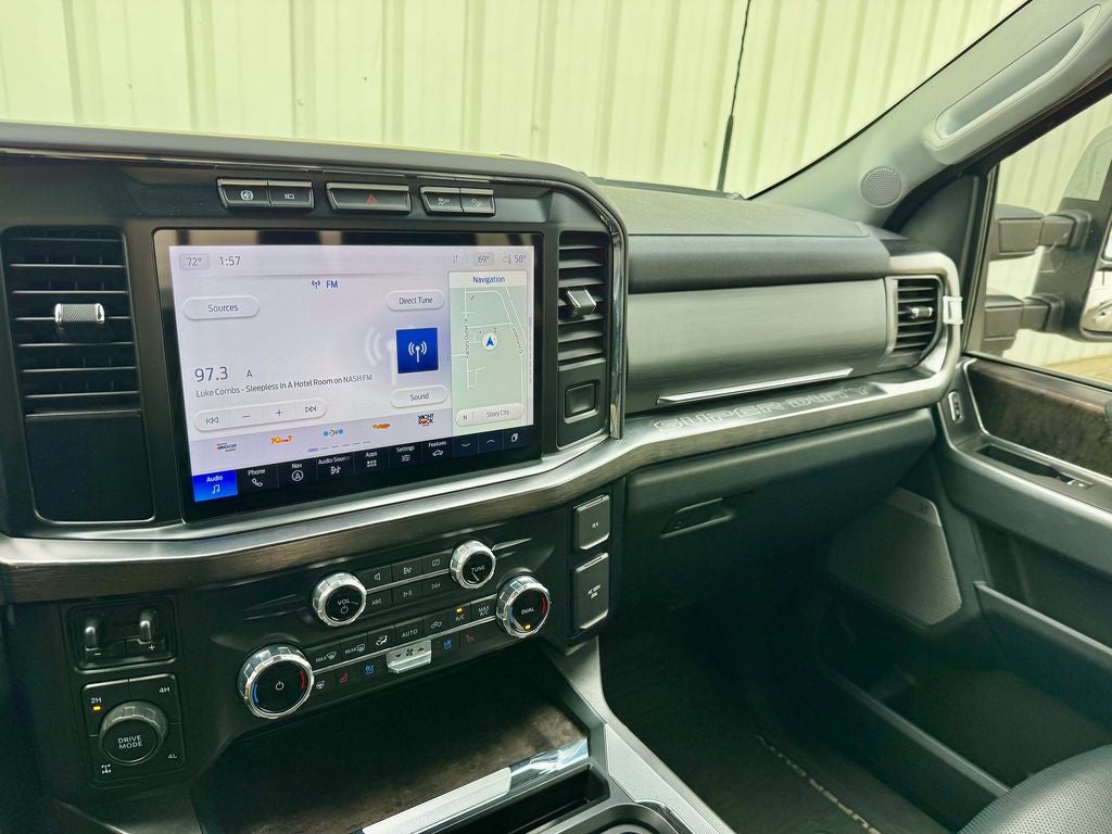 2023 Ford F-350SD Lariat