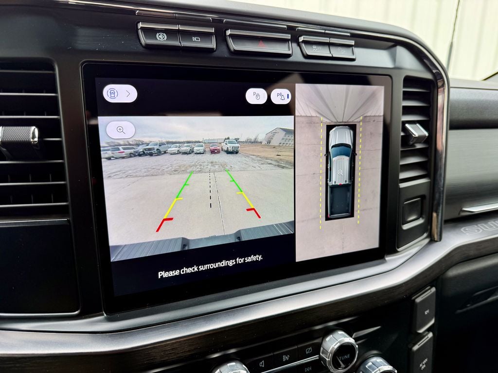 2023 Ford F-350SD Lariat