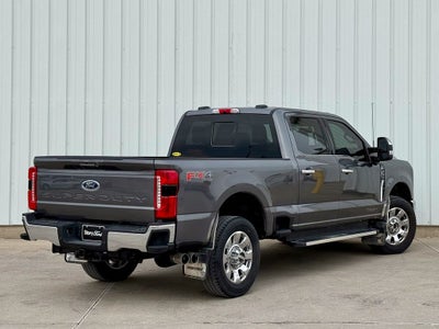 2023 Ford F-350SD Lariat