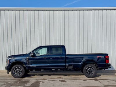 2023 Ford F-350SD Lariat